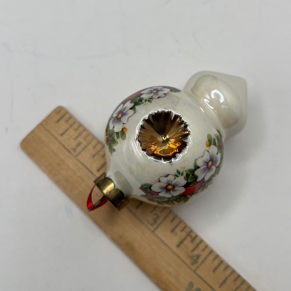 Vintage Ceramic Floral Christmas Ornament Teardrop‎ Reflector indent - Picture 5 of 5